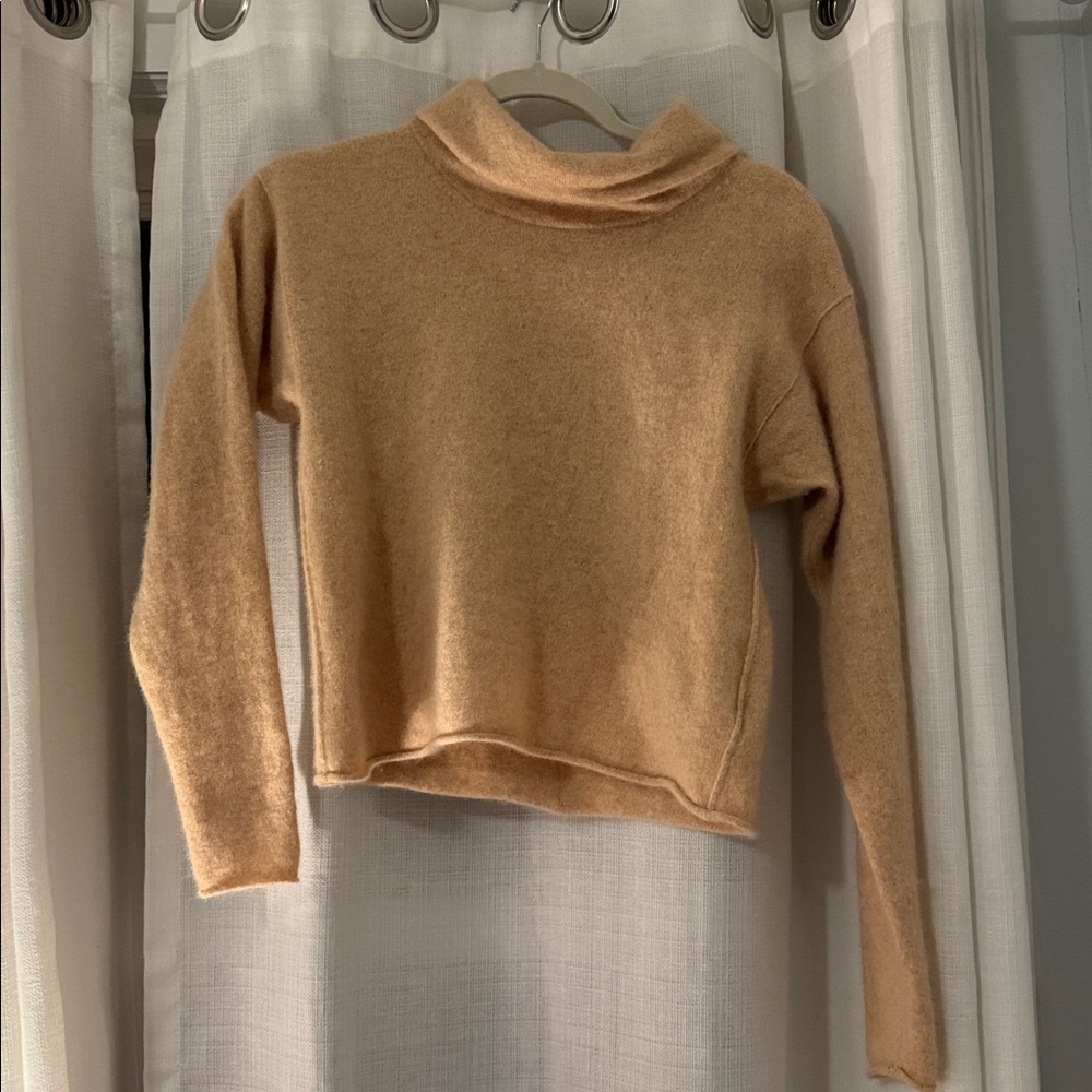 Free People Women's Tan Sweater